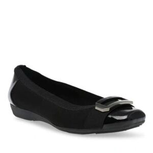 NEW ANNE KLEIN Akuna Cap Toe Flat In Black Combo  - size 9.5M